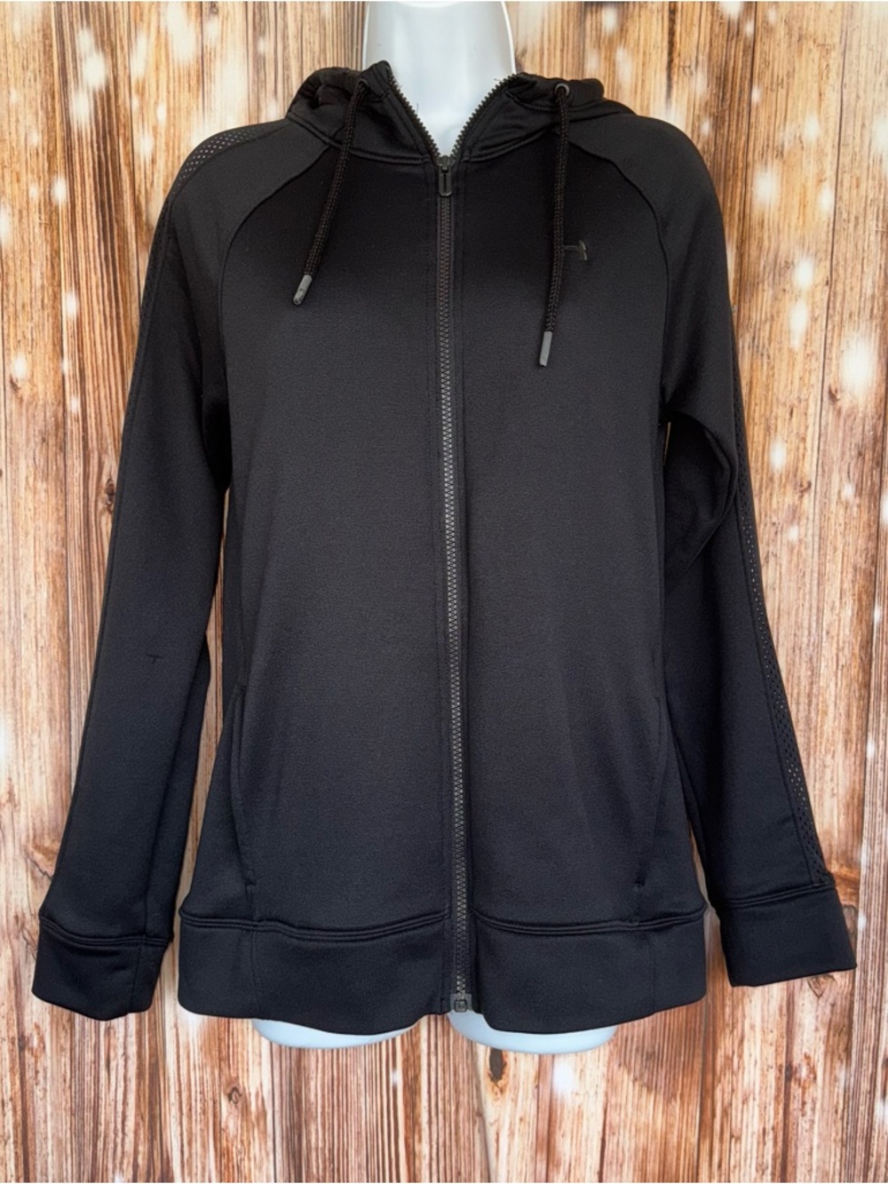 Under Armour Fitted Black Zip Up Hoodie